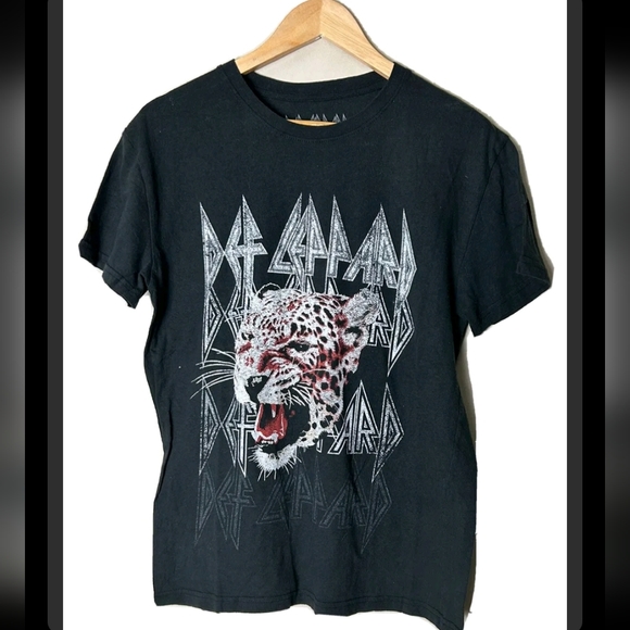 Def Leppard Graphic Tee-Shirt Size XL - Picture 1 of 5